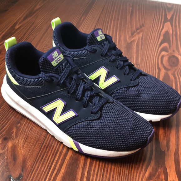 New Balance Shoes - Women’s size 8 New Balance